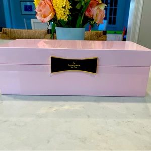 Kate Spade Garden Drive Large Box